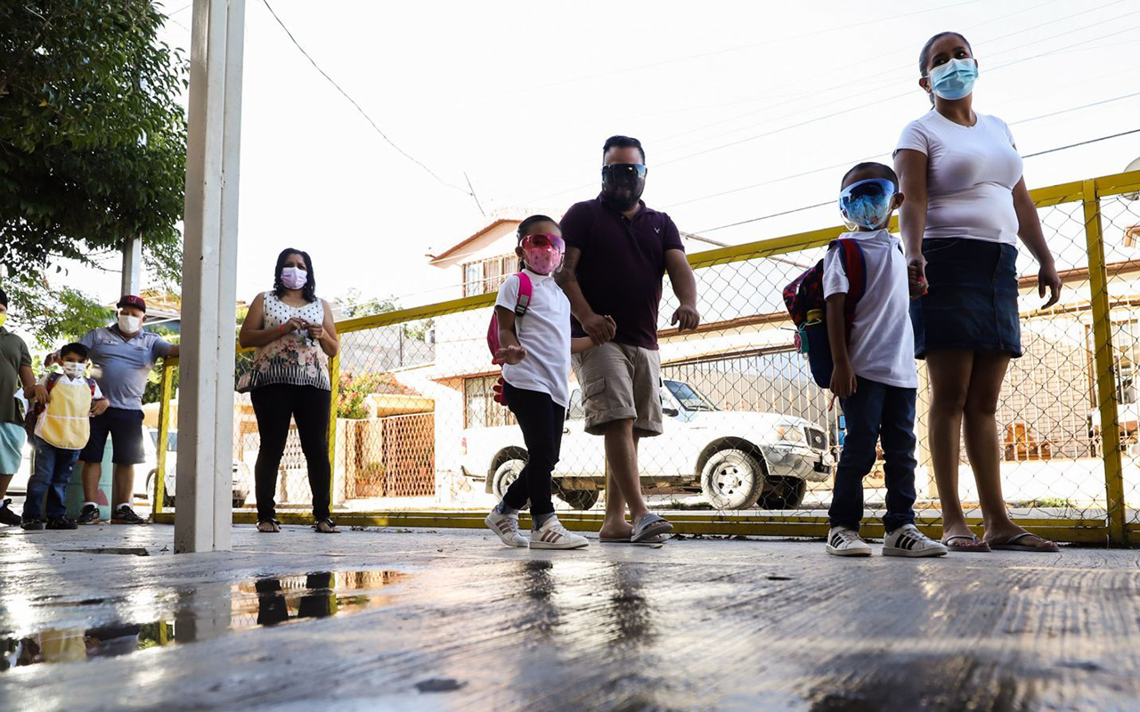 Padres de familia NO enviarán a sus hijos a la escuela, revela encuesta