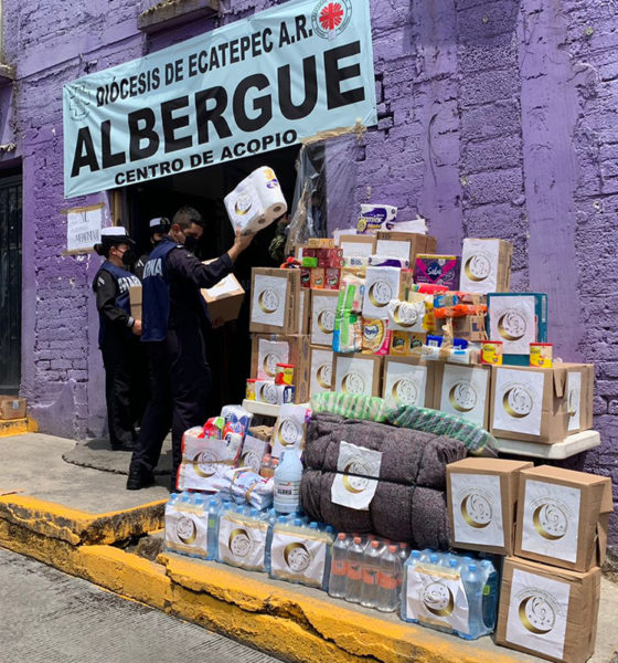 Marinos entregan despensas a familias damnificadas en el Cerro del Chiquihuite