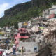 AMLO ofrece construir casas para habitantes del Cerro del Chiquihuite