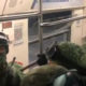 Militares se trasladan en Metro para participar en el desfile de Independencia