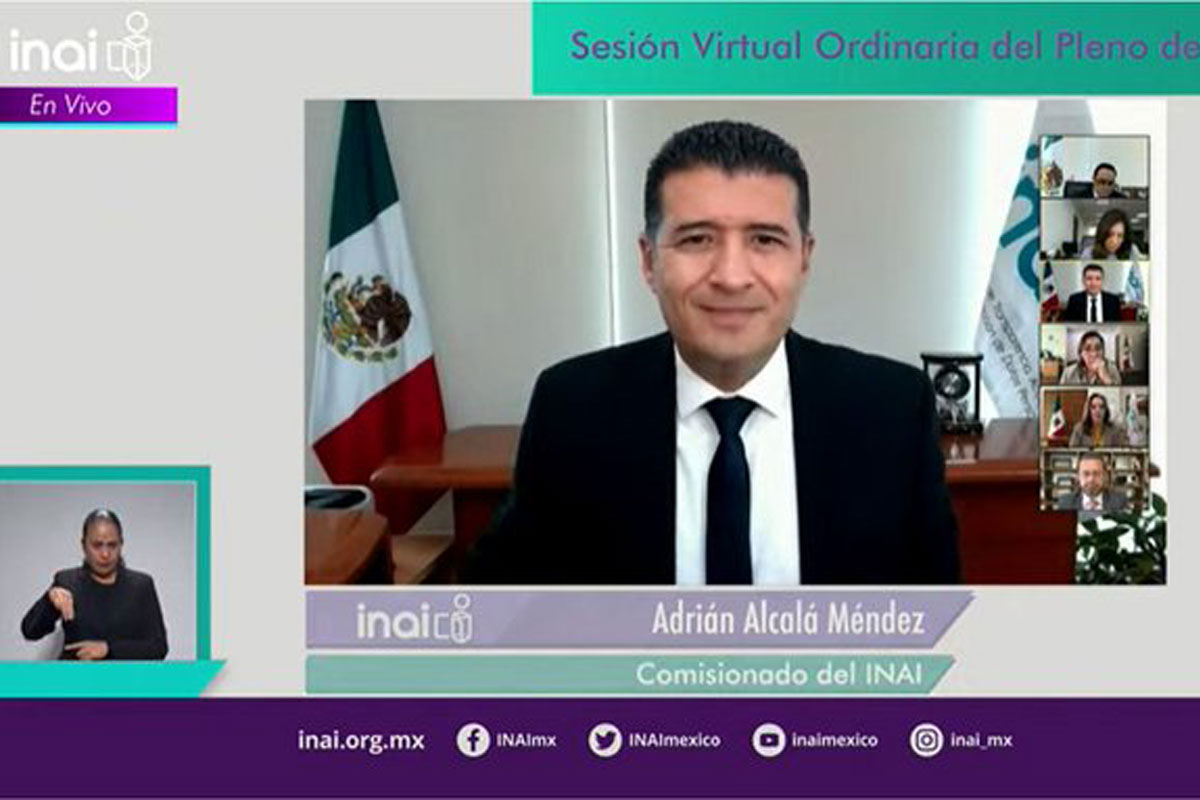 Ordenan a UNAM hacer públicos títulos de López-Gatell, Alcocer y Alcalde