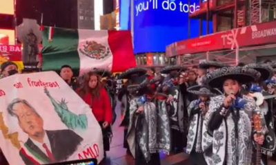 Con mariachis dan la bienvenida a AMLO en Nueva York