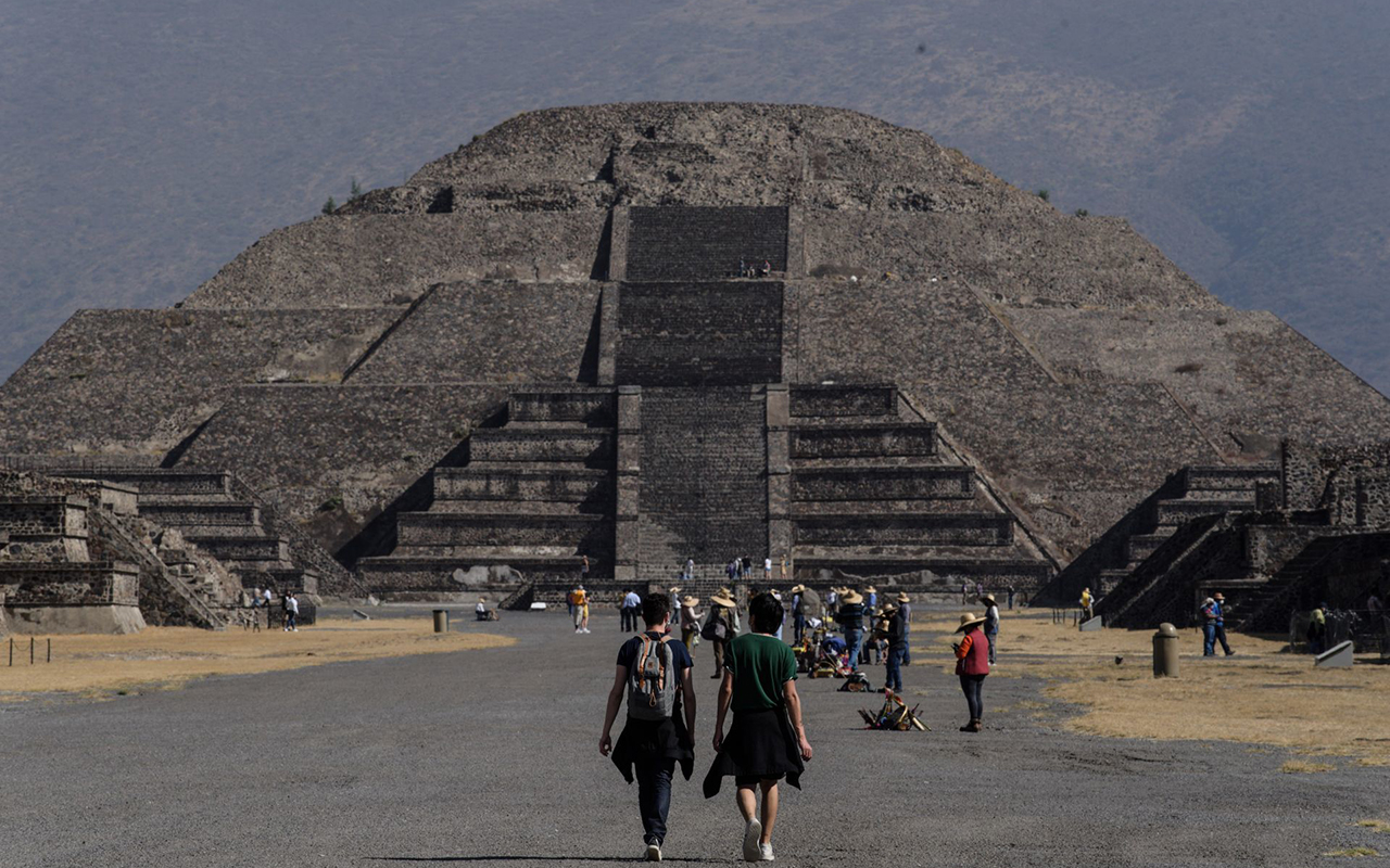 Reparten municipios pirámides de zona arqueológica de Teotihuacán