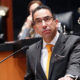 Hackean teléfono móvil del senador Javier Lozano Alarcón