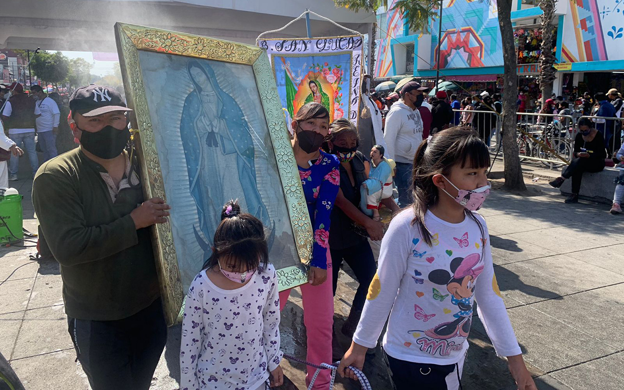 Mexicanos tienen en primer lugar a la Virgen de Guadalupe: AMLO