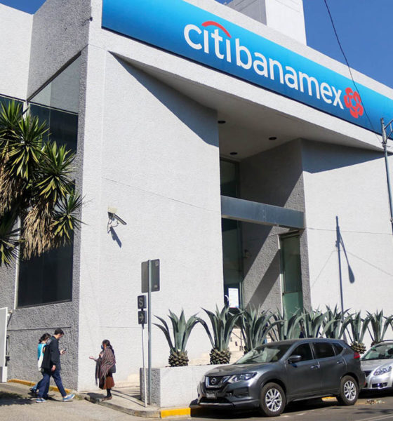 AMLO en favor de que inversionistas mexicanos adquieran Banamex