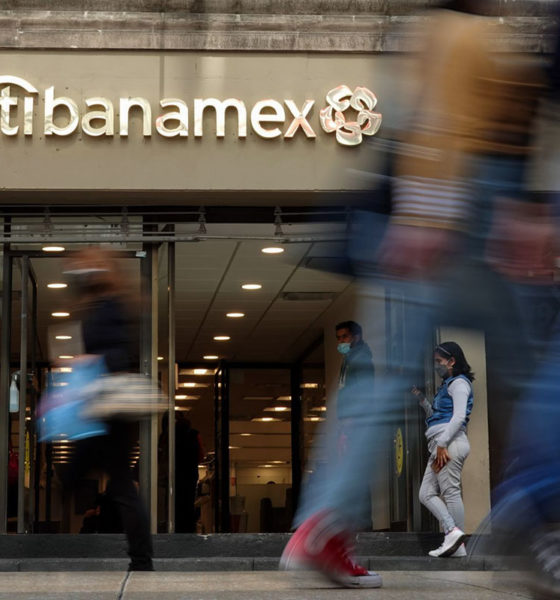 Existe “estrategia disruptiva” para adquirir Banamex, adelanta empresario Javier Garza