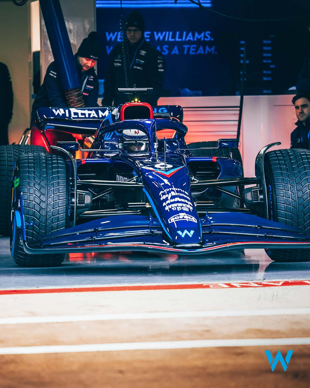 Williams Racing reveló su llamativo auto en tono azul. Noticias en tiempo real