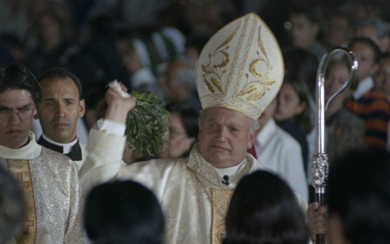 Cenizas de Onésimo Cepeda serán depositadas en Catedral de Ecatepec