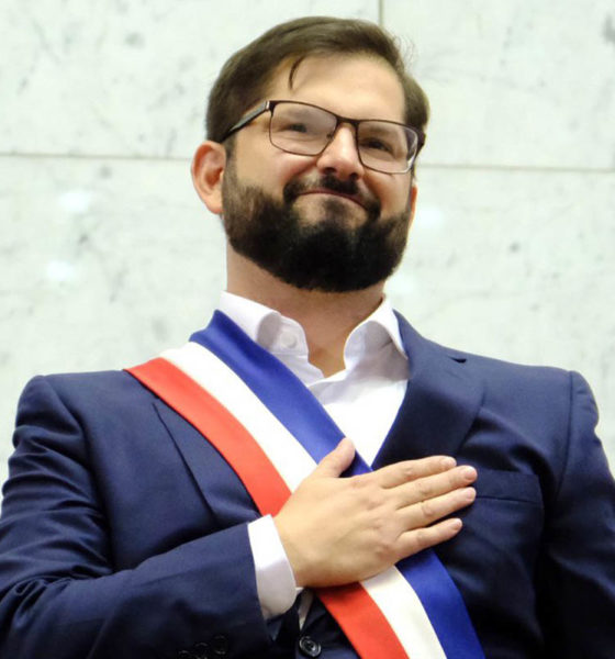 Con 36 años de edad, Boric asume Presidencia de Chile