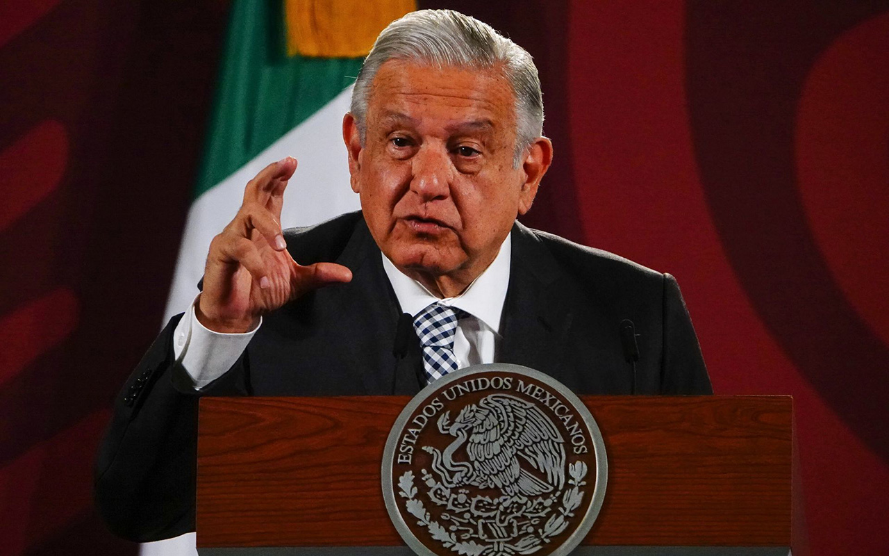 López Obrador ofrece apoyo a familias de migrantes fallecidos en Texas; tema será central en reunión con Biden