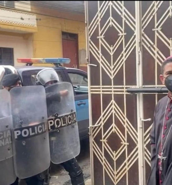 Detienen a obispo crítico al gobierno de Daniel Ortega en Nicaragua