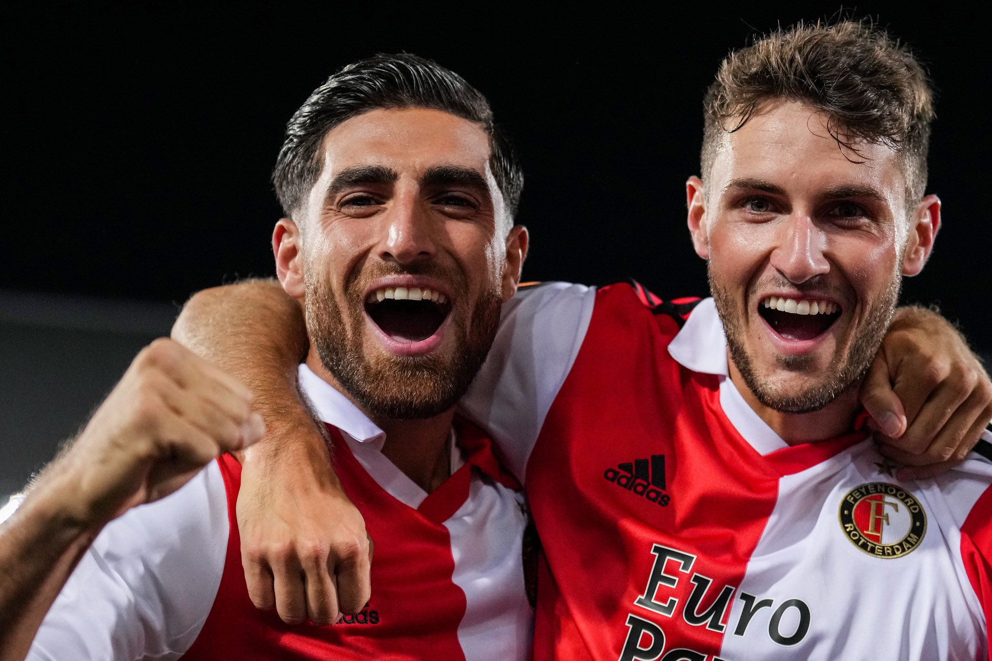 Santiago Giménez marca su quinto gol con el Feyenoord. Noticias en tiempo real
