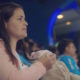 Equipo de fútbol diseña playeras para madres que necesiten amamantar en público