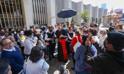 ¡Visita sorpresa! Cardenal Aguiar Retes se reúne con trabajadores de alcaldía Cuauhtémoc