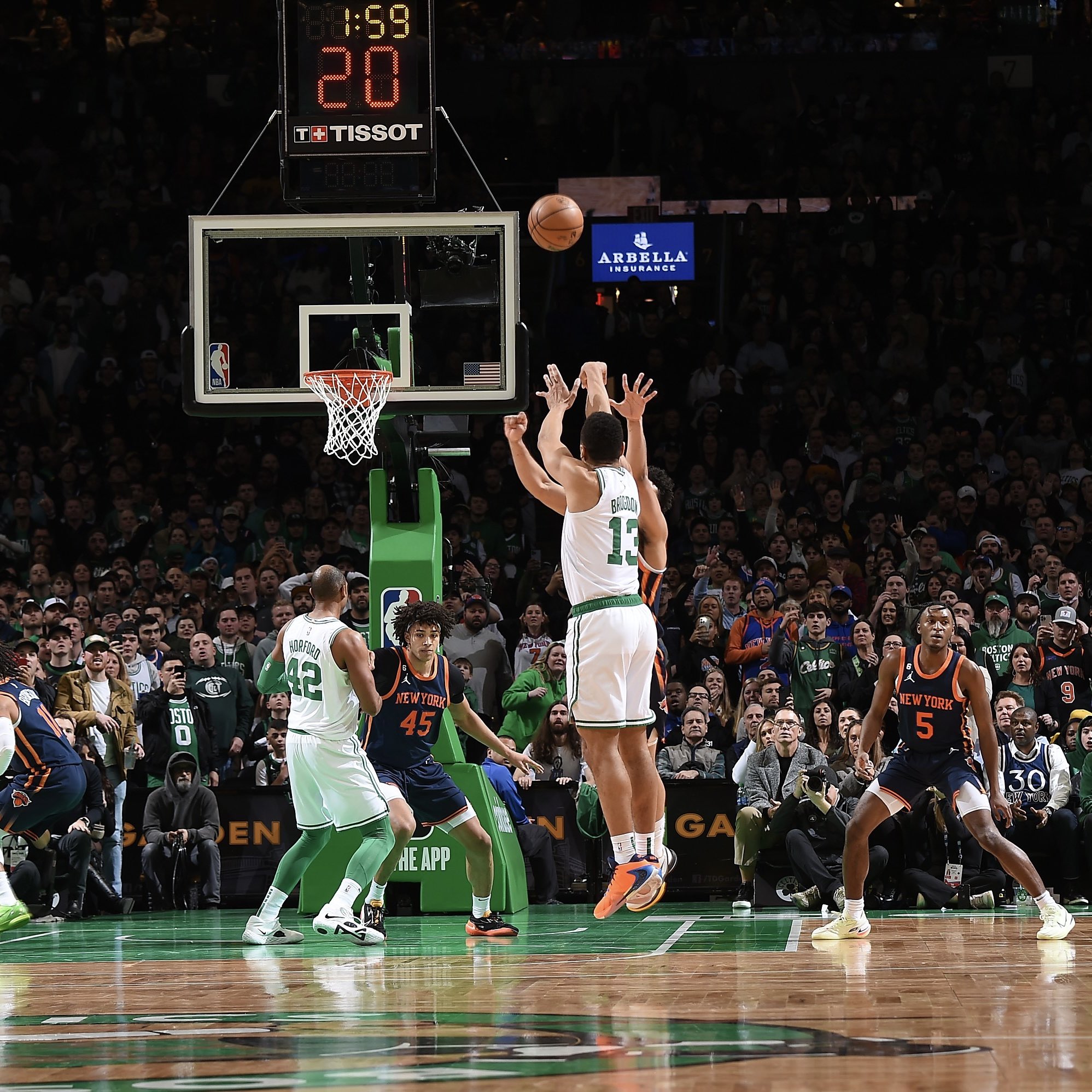 El juego entre Celtics y Knicks provocó la suspensión en la audiencia contra Genaro García Luna. Noticias en tiempo real