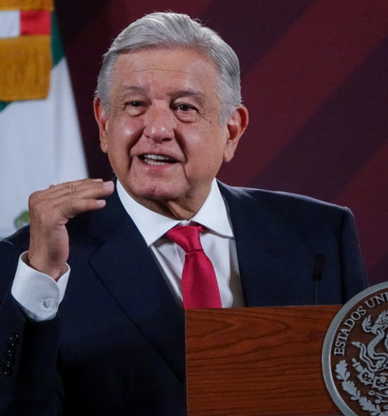 La familia es el núcleo básico de la sociedad: López Obrador
