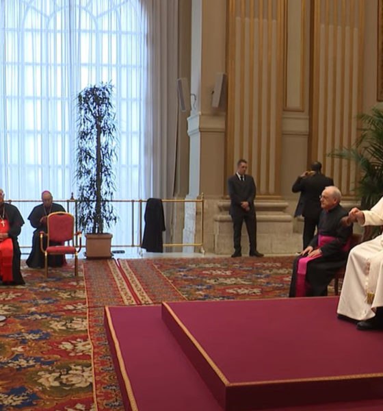 El abuso sexual por parte del clero y su encubrimiento deja una herida indeleble: Papa Francisco