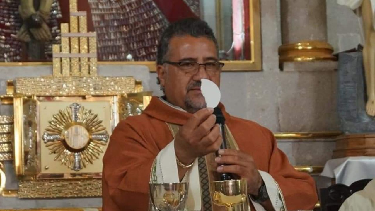 sacerdote Javier García Villafaña