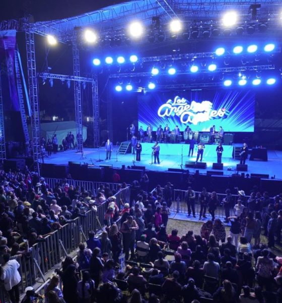 Más de 80 mil personas bailaron y cantaron la noche del jueves en el concierto gratuito que ofrecieron Los Ángeles Azules en su natal Izpapalapa.