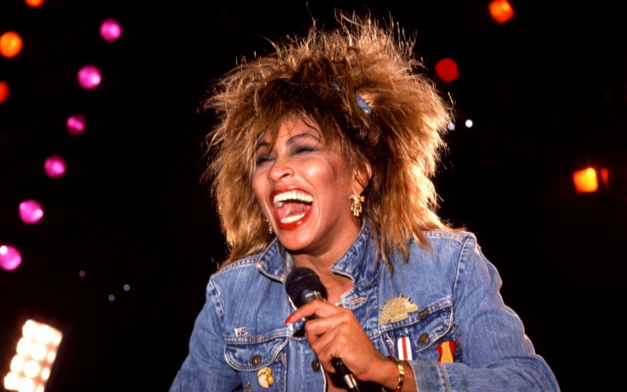 La reina del rock, Tina Turner, murió este miércoles a los 83 años en su casa de Suiza