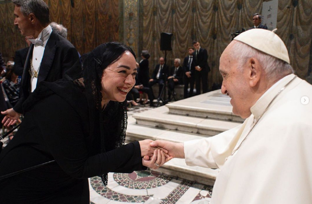 Carla Morrison describe encuentro con el Papa