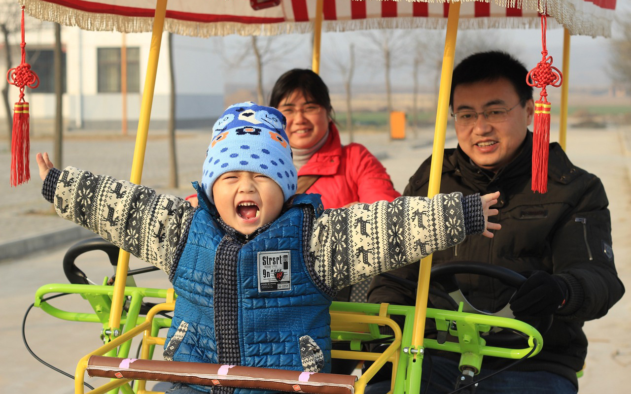 Empresa china ofrece incentivos a empleados para formar familias