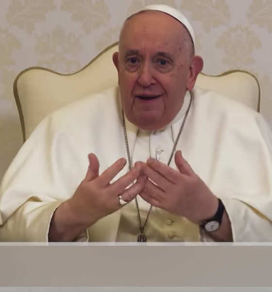 “Si al salir de misa estás igual que como entraste, algo no funciona”: Papa Francisco