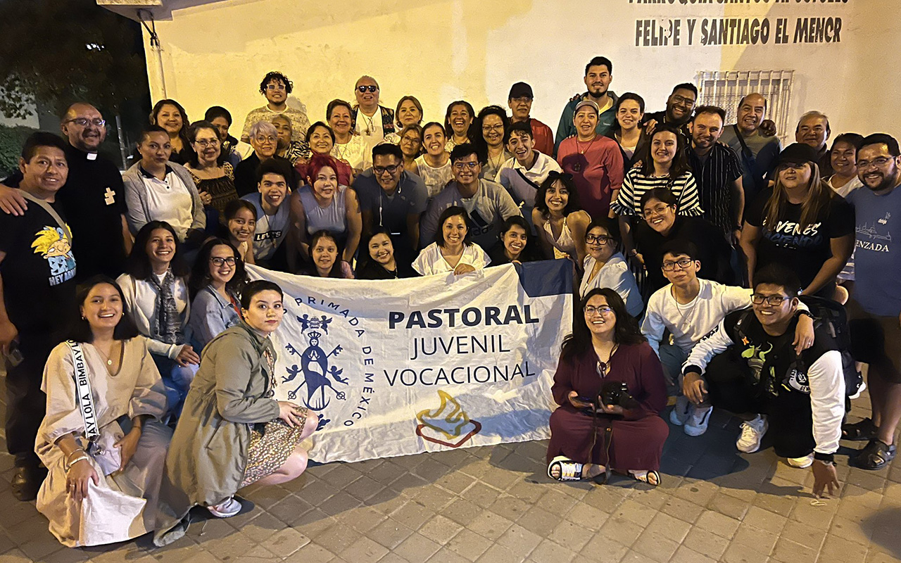 “Vamos en camino a ponernos en tus manos, Virgencita de Fátima”: Mexicanos acuden a la Jornada Mundial de la Juventud