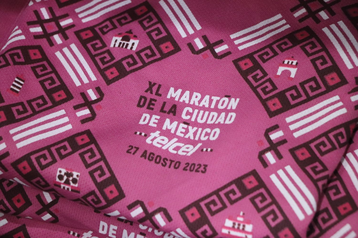 En el marco de los festejos por los 40 años del Maratón de la Ciudad de México Telcel se proyectará el  documental  “42.195”. Noticias en tiempo real