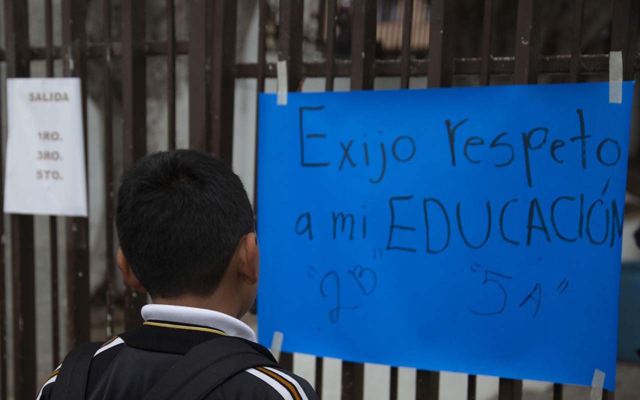 Unión de Padres de Familia al margen de descalificaciones a libros de texto por motivos ideológicos; Piden materiales conforme a la ley