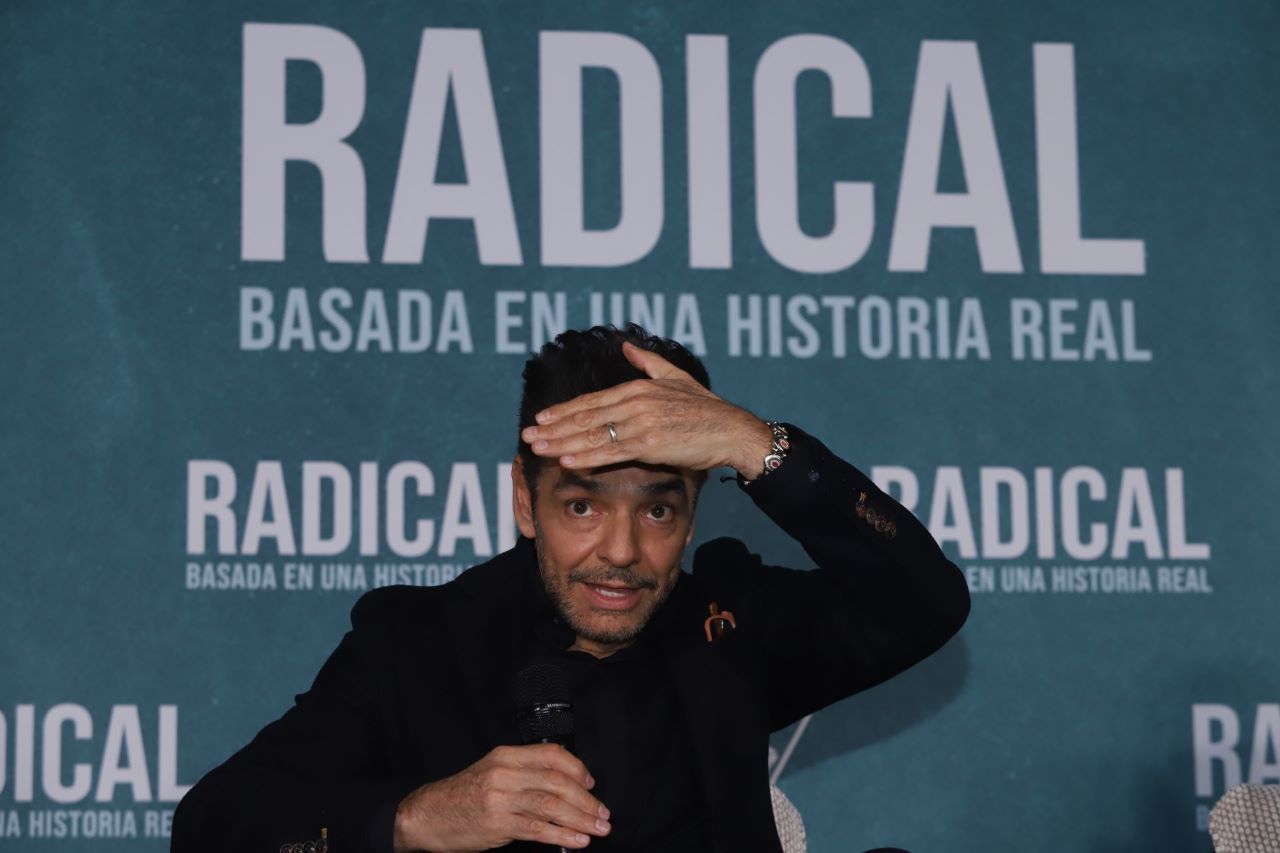 Eugenio Derbez presentó en México a la prensa su nueva película, Radical, que "abrirá la puerta a una importante conversación