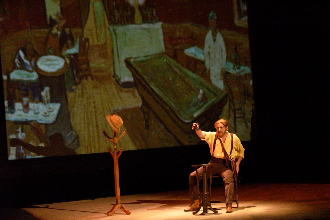 Mario Iván Martínez se subirá al escenario del Teatro de la Ciudad Esperanza Iris el sábado pasado para rendir homenaje a Vicent van Gogh