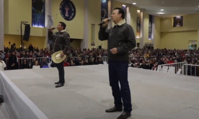 Gobernador de Durango canta mañanitas a la Virgen de Guadalupe