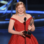 Sarah Snoock, ganadora del Emmy, agradeció a su hija recién nacida la fuerza para lograrlo