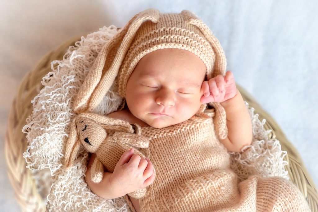 Los bebés de madres bilingües muestran una respuesta menos distintiva a las variaciones tonales, lo que indica que su cerebro es más sensible.