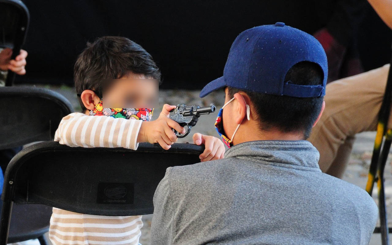 Alertan que miles de menores de edad en México corren riesgo de ser enganchados por grupos delictivos