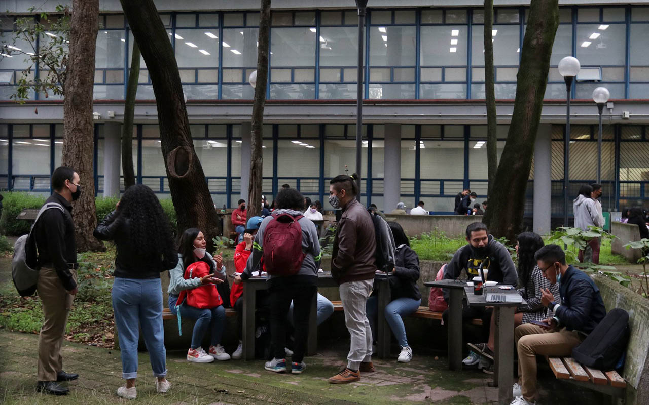 La educación pública es irremplazable: UNAM