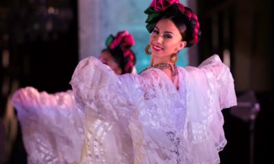 ● Por primera vez en su historia, el Ballet Folklórico de México de Amalia Hernández se presenta en el icónico Hollywood Bowl de Los Ángeles, California.