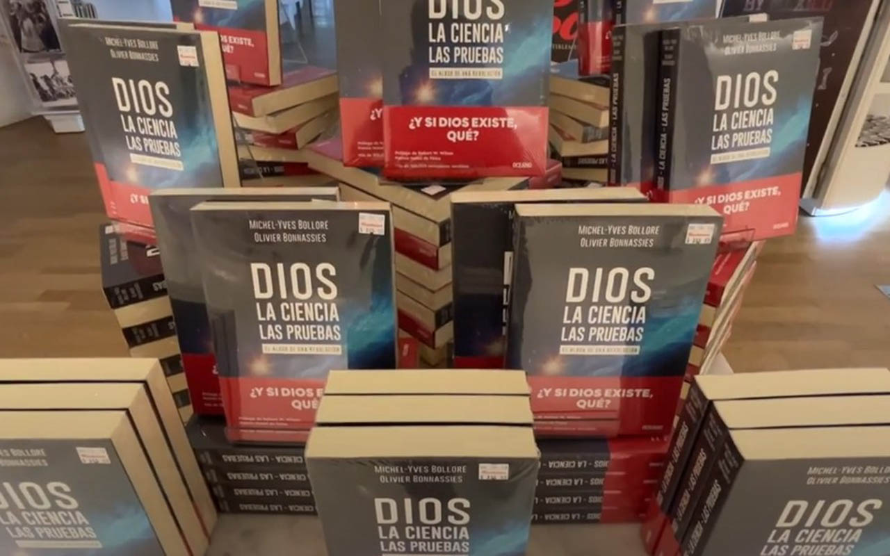 Recomendado por lectores mexicanos Libro Dios. La ciencia, las pruebas lidera ventas en Amazon