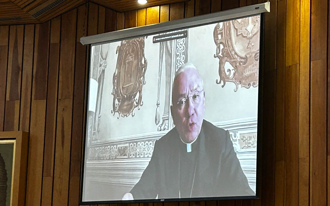 Subsecretario del Vaticano alerta por aparición de ideologías que neutralizan la esfera pública