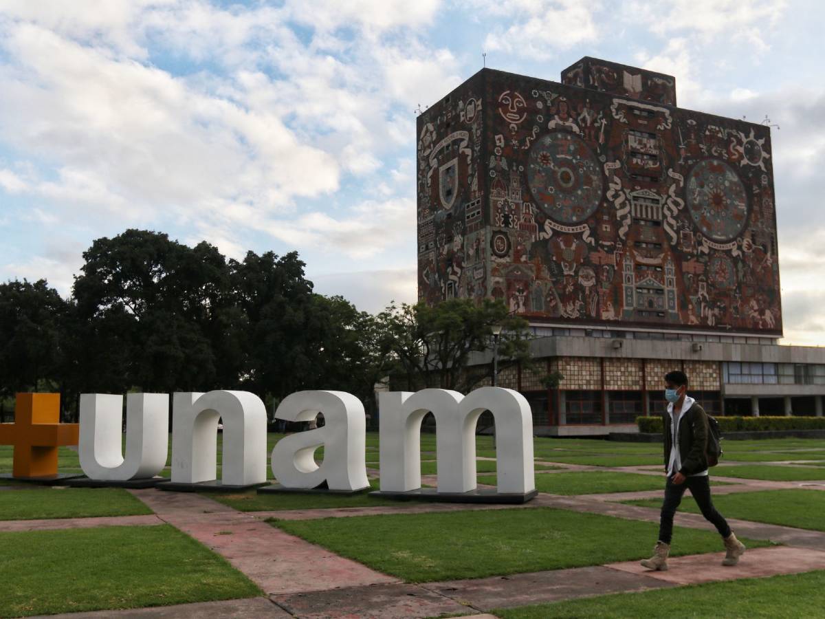 UNAM