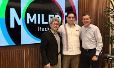 Luis Carlos Fuentes, Felipe Monroy y José Luis Arévalo, en el programa Mesa de Diálogo, sobre el libro Dios.