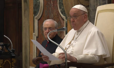 "Primero la caridad, luego los títulos", Papa Francisco a religiosos