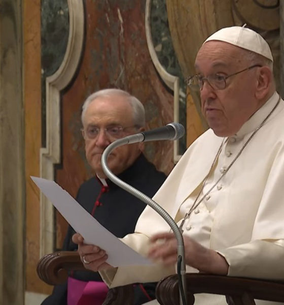 "Primero la caridad, luego los títulos", Papa Francisco a religiosos