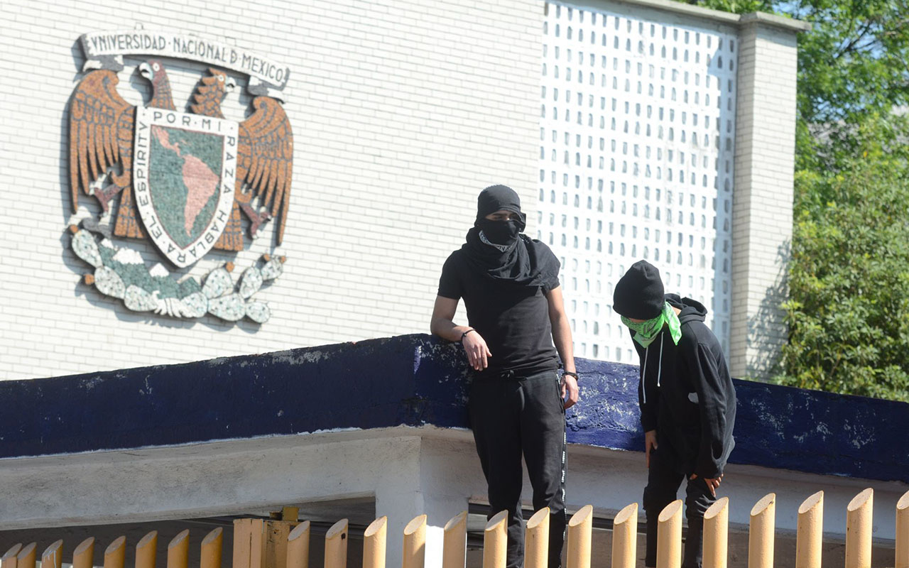 Destrucción y vandalismo en la UNAM: expulsan a siete estudiantes tras ocupación ilegal