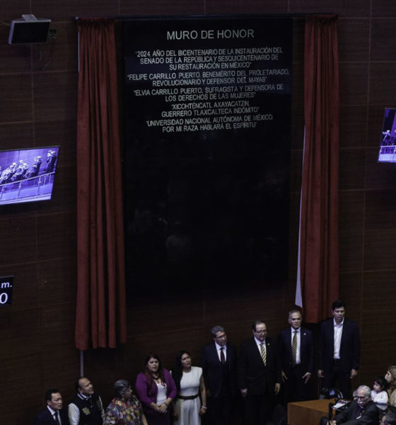 Senado honra a la UNAM en su muro de honor; reconoce su papel en la defensa de los derechos sociales