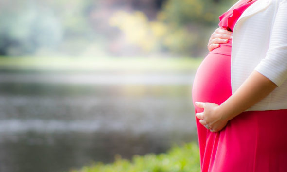 Maternidad subrogada, ¿altruismo o negocio? Las vidas que quedan en el camino