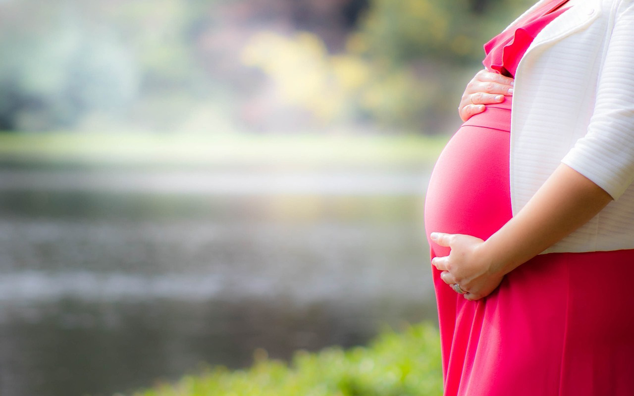 Maternidad subrogada, ¿altruismo o negocio? Las vidas que quedan en el camino