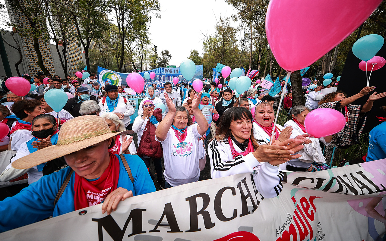 México unido en favor de la mujer y de la vida